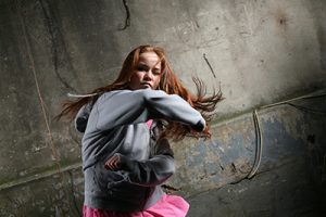 adolescentes enfadada